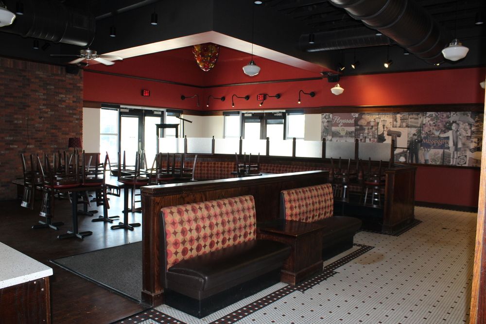 Former Corner Bakery: 108 Market St, Flowood, MS 39232
